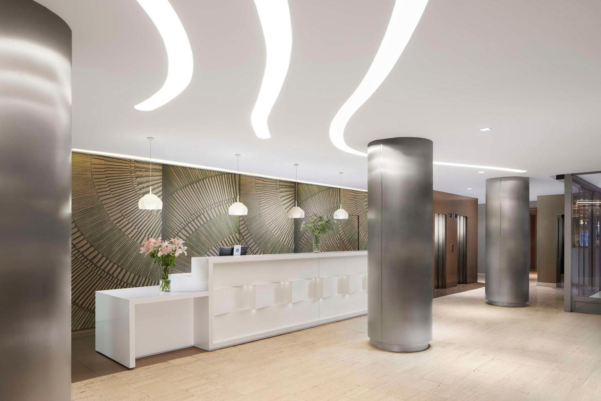 Nh Madrid Zurbano Hotel Екстериор снимка